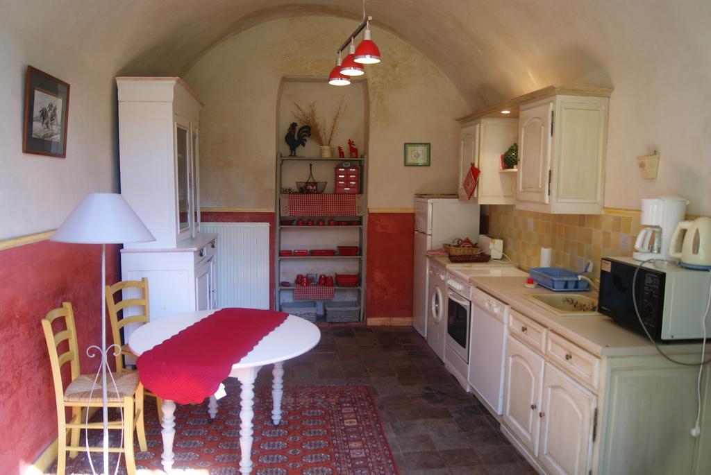Gite Du Chateau De Bonabry Hillion Room photo